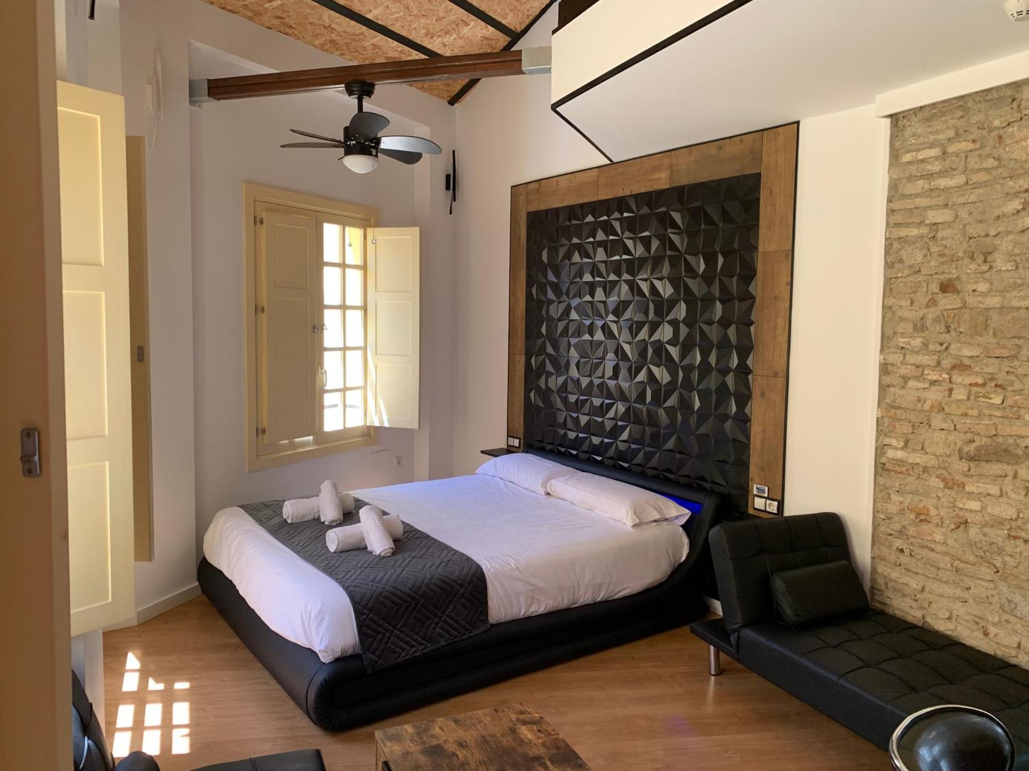 Luxury Apartments Chinitas 11 مالقة المظهر الخارجي الصورة