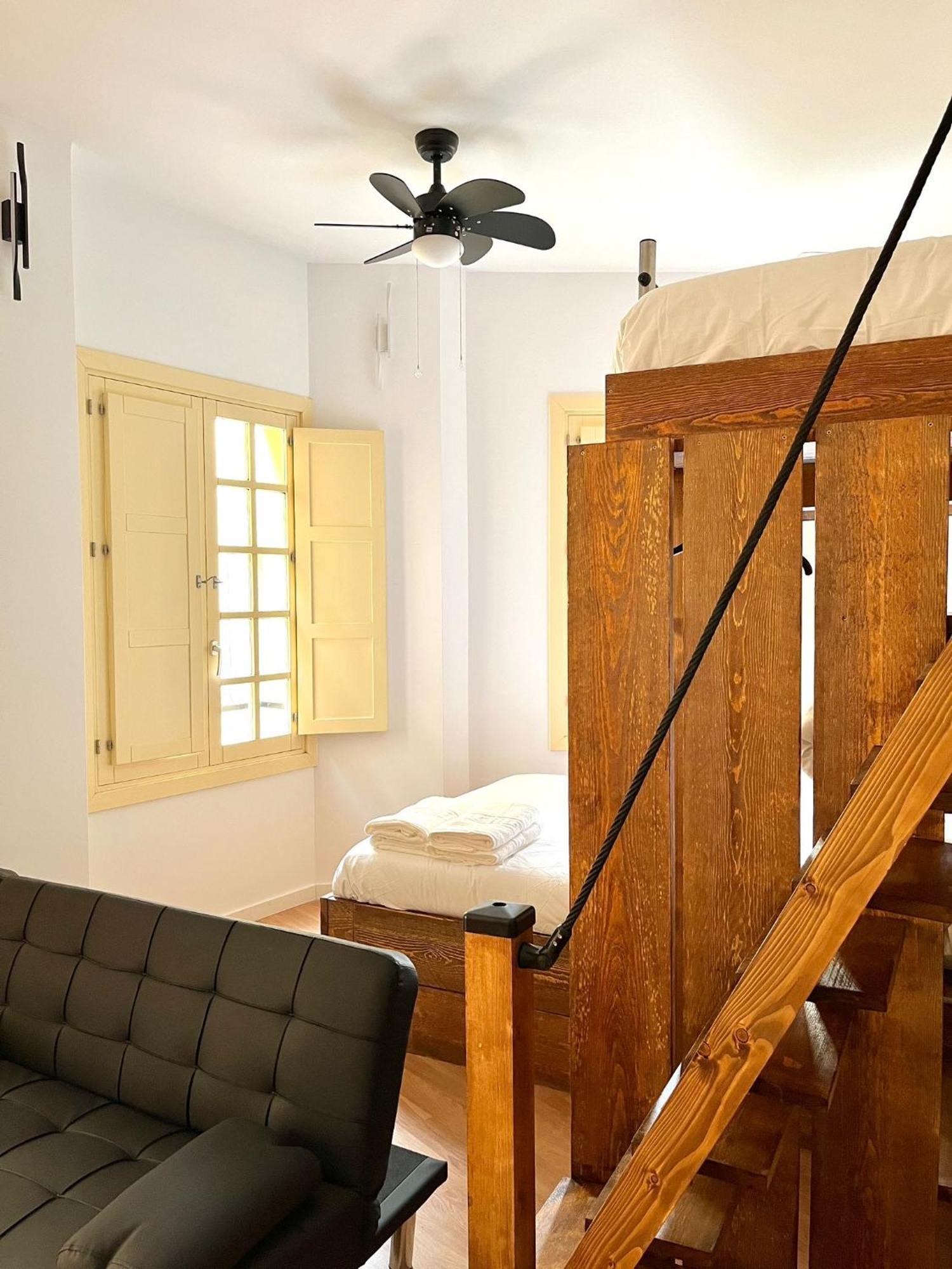 Luxury Apartments Chinitas 11 مالقة المظهر الخارجي الصورة
